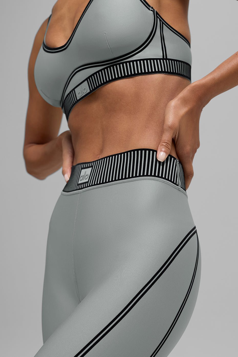 Airlift High-Waist 7/8 Line Up Legging - Lunar Grey
